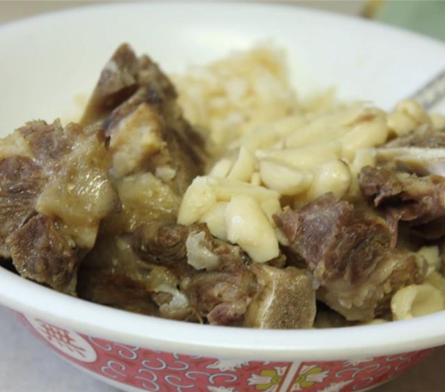 Hawaiian Oxtail Soup